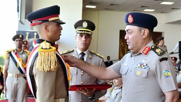 جانب من حفل التخرج