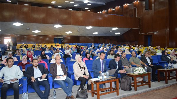 جانب من الورشة