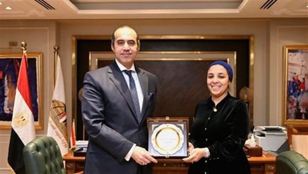 جانب من لقاء وزير