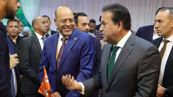 وزيرا الصحة والعمل