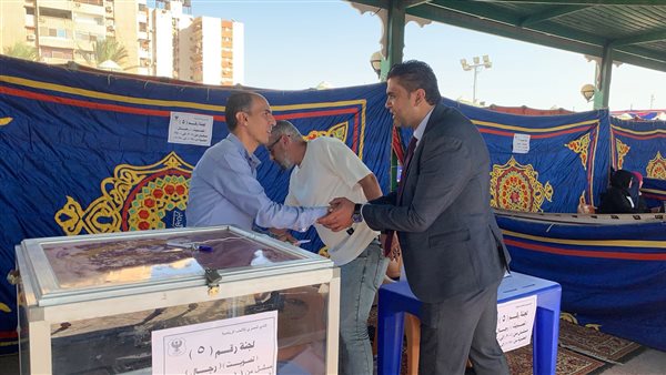 لجنتين لذوي الهمم