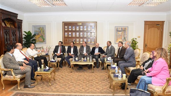 محافظ أسيوط 