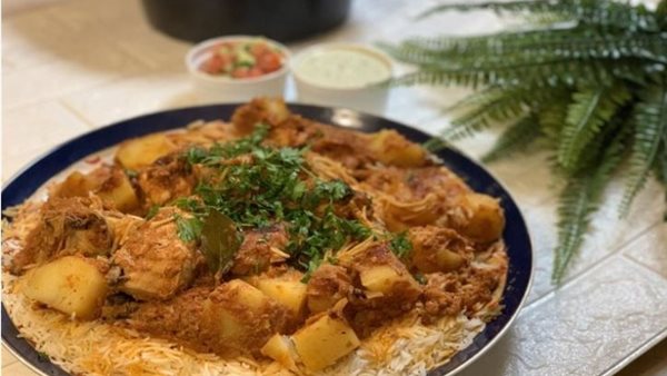 مدفونة الدجاج 