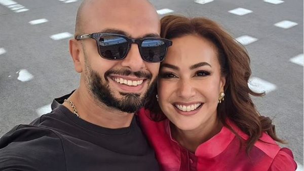 أحمد مراد وهند صبري