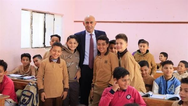 وزيرة التربية والتعليم