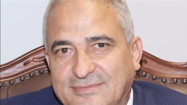 أحمد إبراهيم المستشار