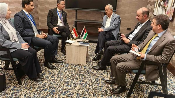 وزير التموين 