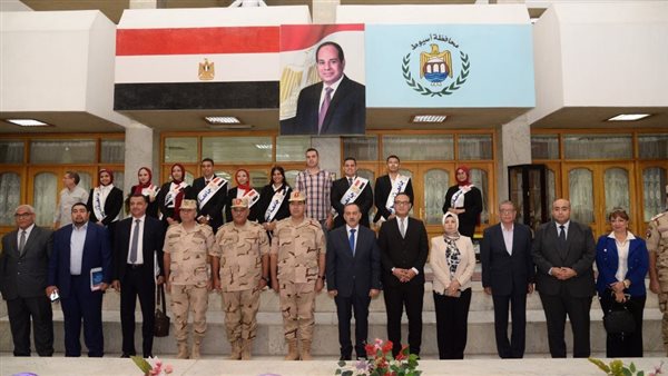 محافظ أسيوط 