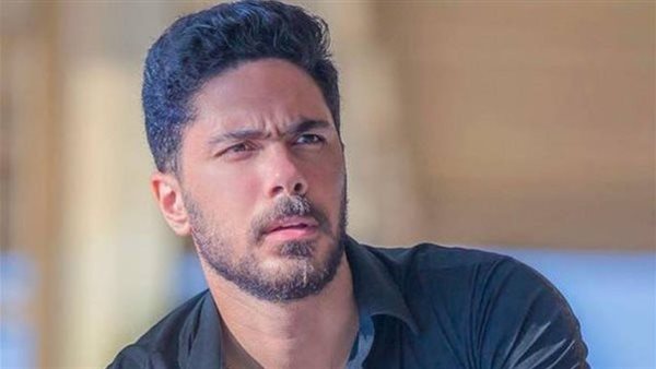 الفنان الشاب باهر