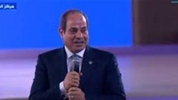 السيسي خلال المنتدي