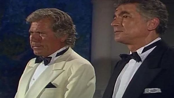 حسين فهمي ومحمود