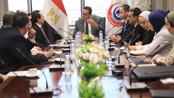 وزير الصحة خلال اللقاء