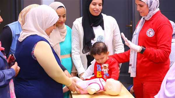 الهلال الاحمر 