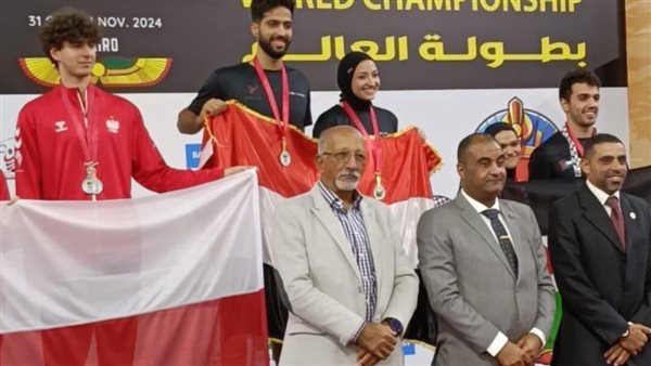 طالب بالجامعة اليابانية