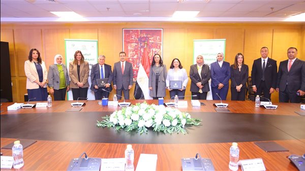 جانب من توقيع التعاون