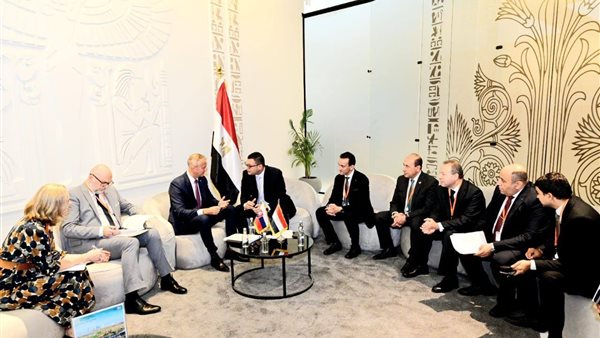 خلال اللقاء