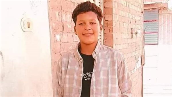 مصرع طالب سقطت عليه