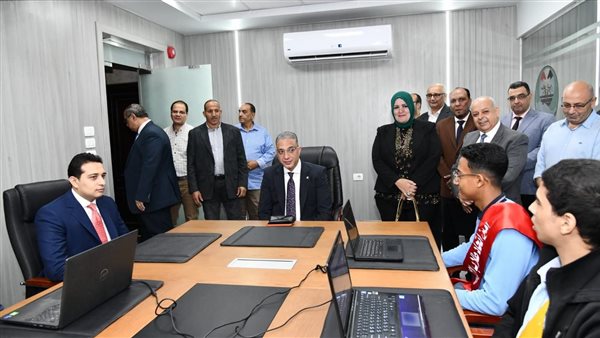 محافظ الفيوم