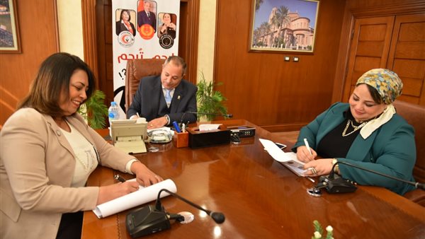 محافظ بورسعيد خلال