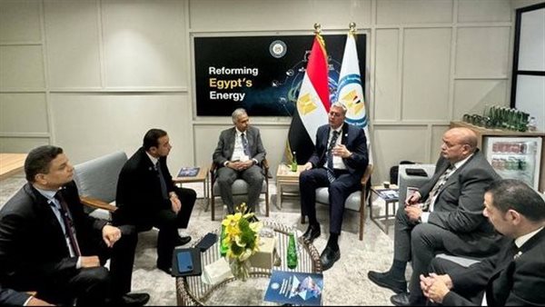 لقاء وزير البترول