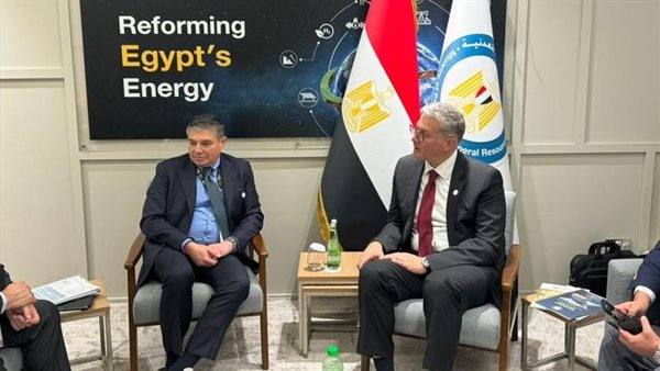 لقاء وزير البترول