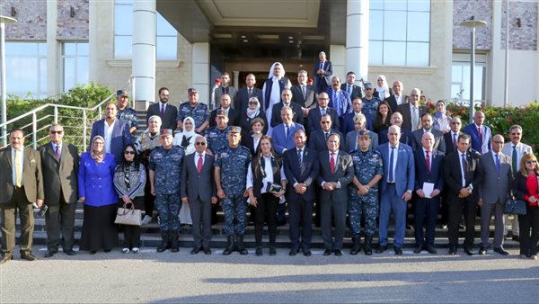 القوات البحرية