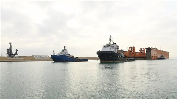 نجاح عبور الحوض العائم