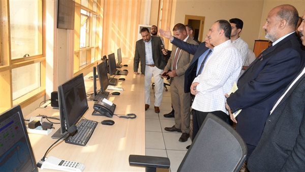 محافظ أسيوط 