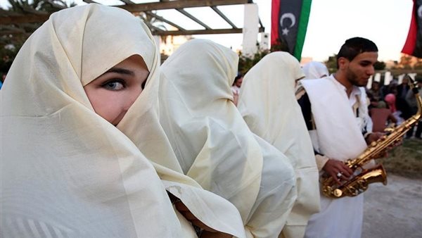 ليبيا تفرض الحجاب