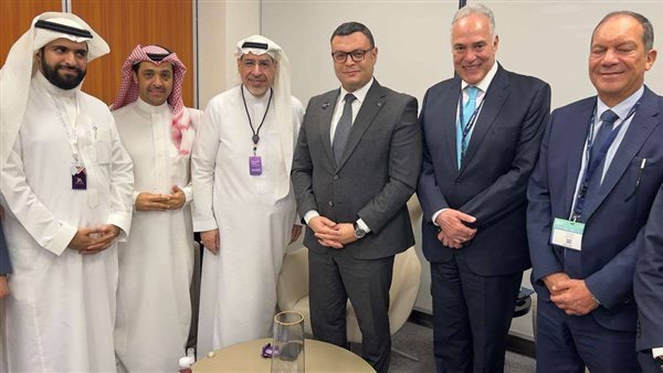 وزير الإسكان