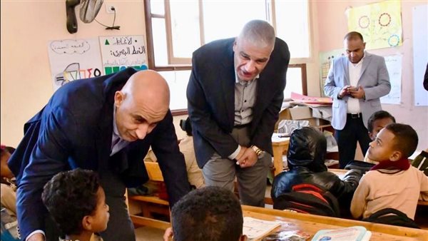 جولة وزير التربية