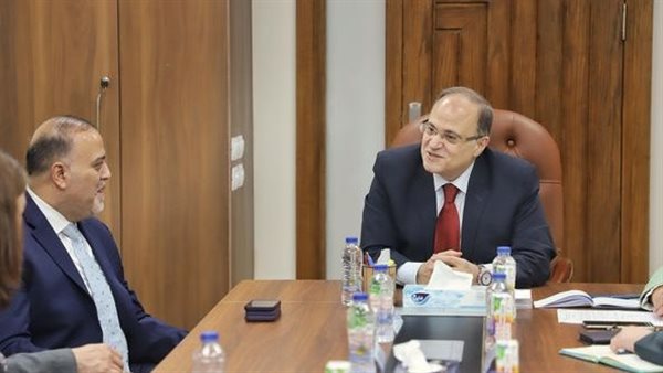 لقاء رئيس هيئة الدواء