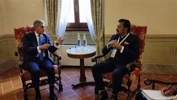 جانب من اللقاء