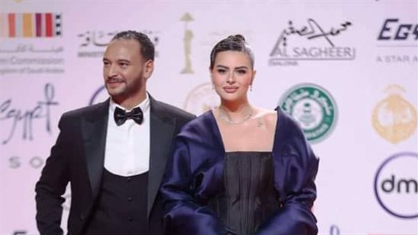 أحمد خالد صالح وهنادي