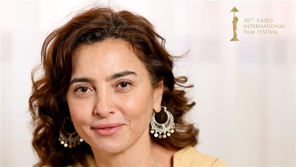 ساندرا نشأت بمهرجان