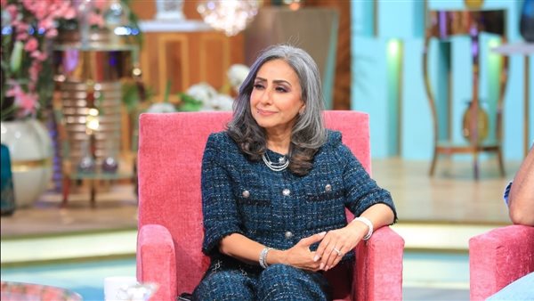 والدة أنس بوخش 