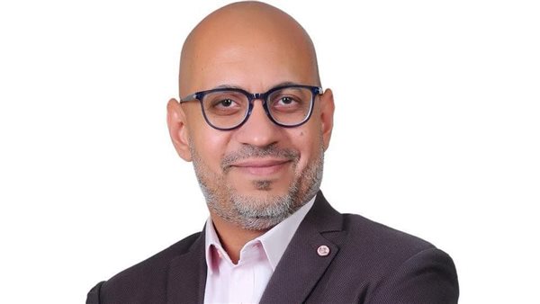 احمد امين  متخصص