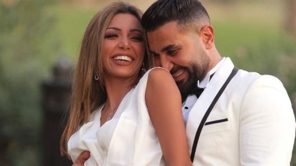 أحمد سعد وزوجته علياء