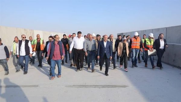 جولة وزير الصناعة