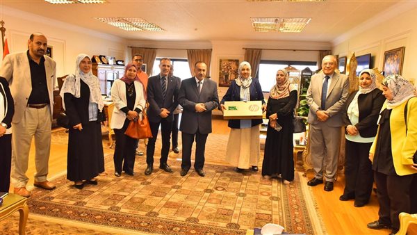 محافظ أسيوط 