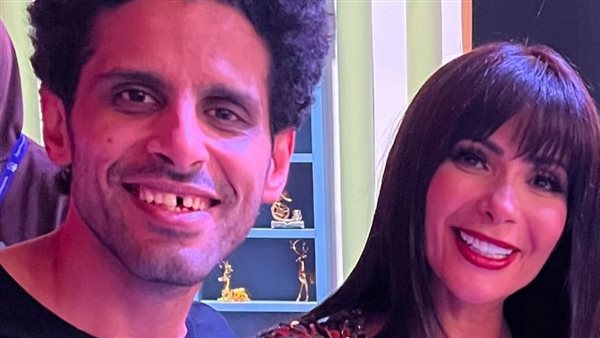 مني زكي وحمدي الميرغني