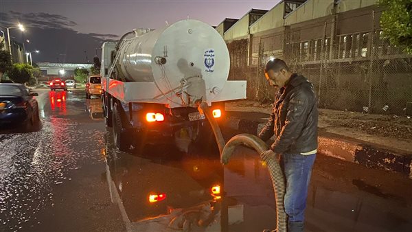 سيارات شفط وسحب المياه