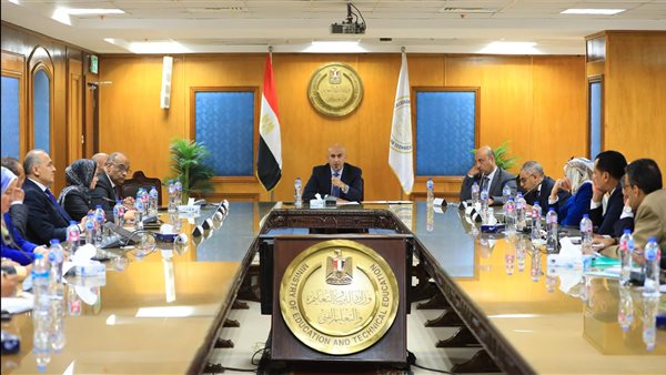 محمد عبد اللطيف وزير