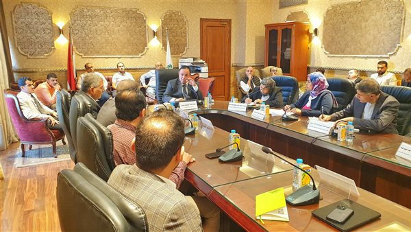 الاجتماع الأول للوحدة