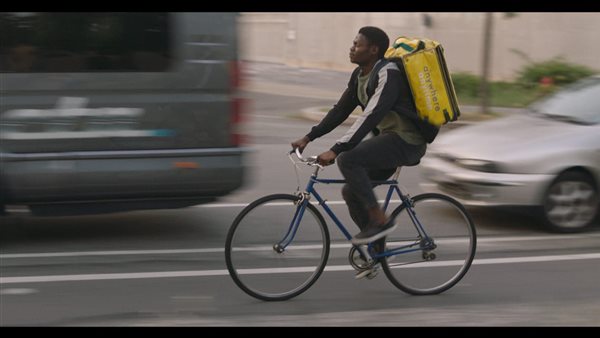 فيلم أي مكان في أي