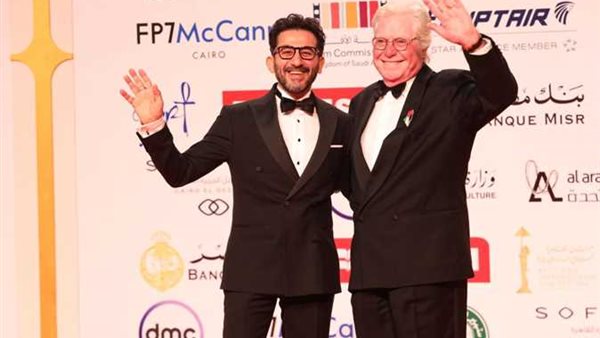 رئيس المهرجان وأحمد