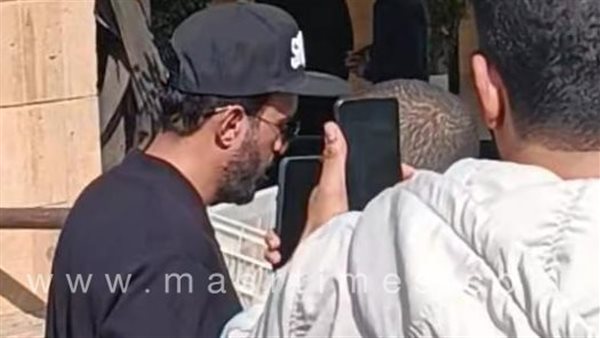 أحمد عصام أثناء تشييع