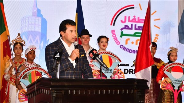 وزير الشباب والرياضة