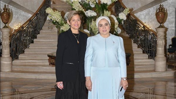 انتصار السيسي تستقبل