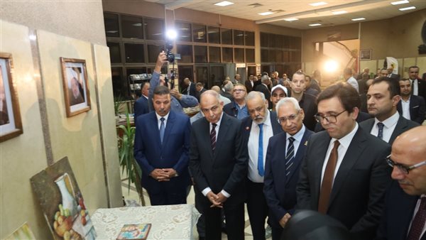 وزير الثقافة بالمؤتمر